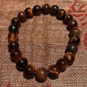 [SOLD] 8MM Red Tiger's Eye Bead Bracelet